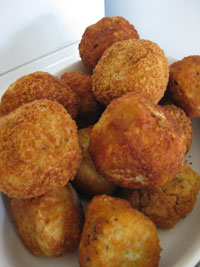 Arancini with Peas and Mozzarella